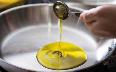 Lo que debes saber del aceite de oliva en tu salud y cocina